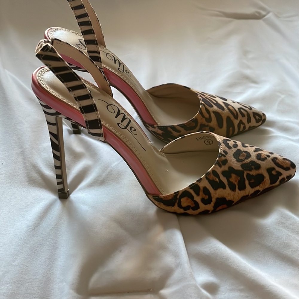 Heels - Picture 2 of 4